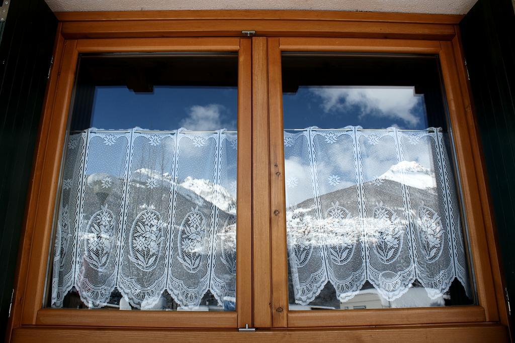 Chalet Presanella Temù Εξωτερικό φωτογραφία